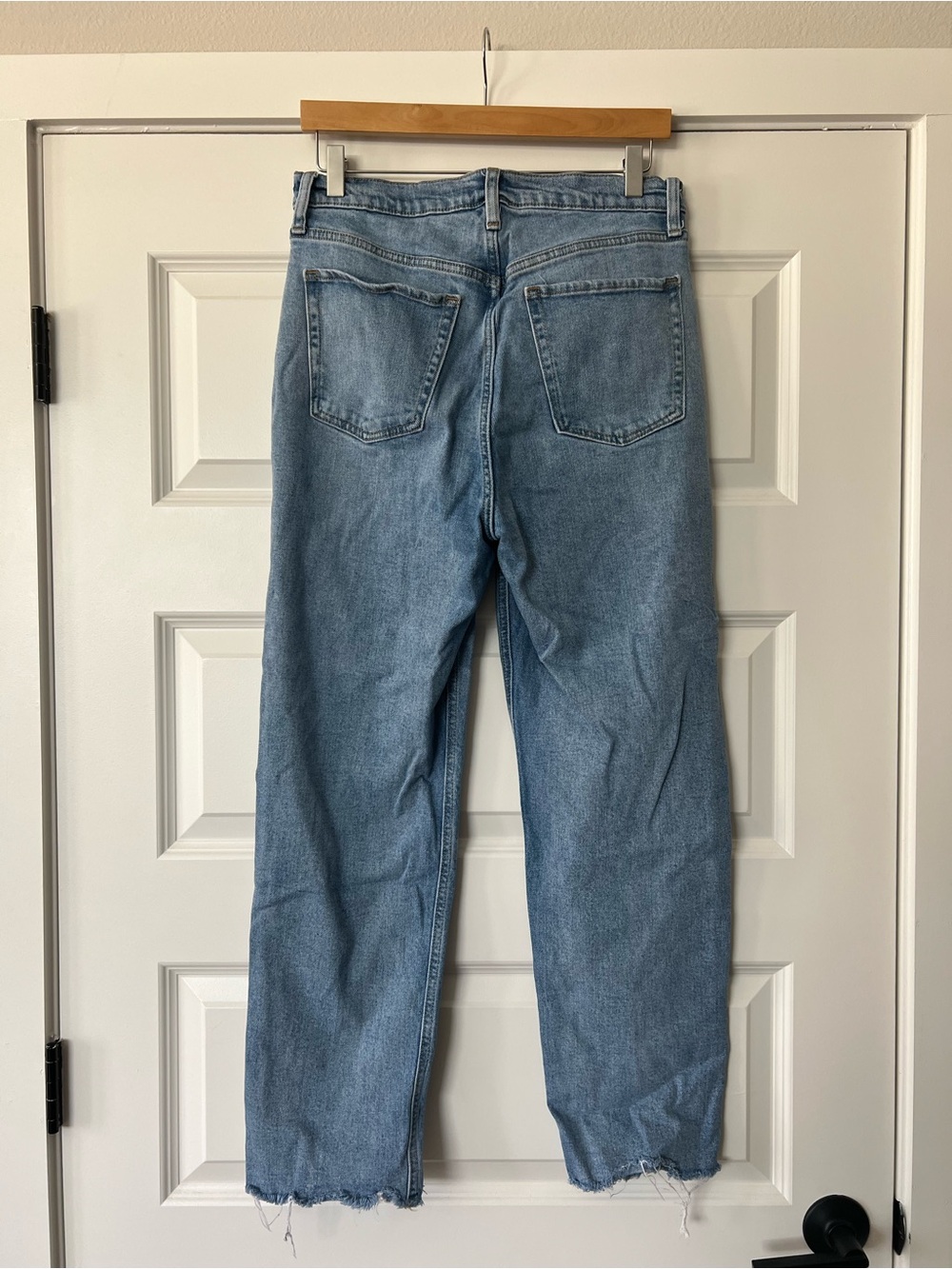 Old Navy Sky-Hi Straight Jeans Womens 10 Blue Distressed Button Fly Raw Hem - Picture 9 of 14